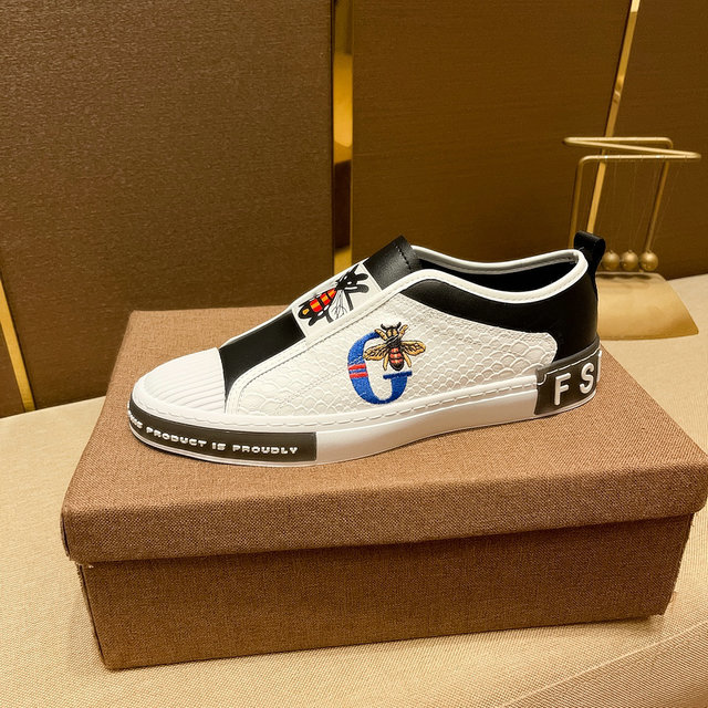 men gucci shoes-483